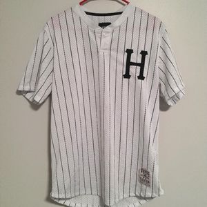 HUF Mens Henley Shirt Size MEDIUM White Striped Mesh Short Sleeves Jersey